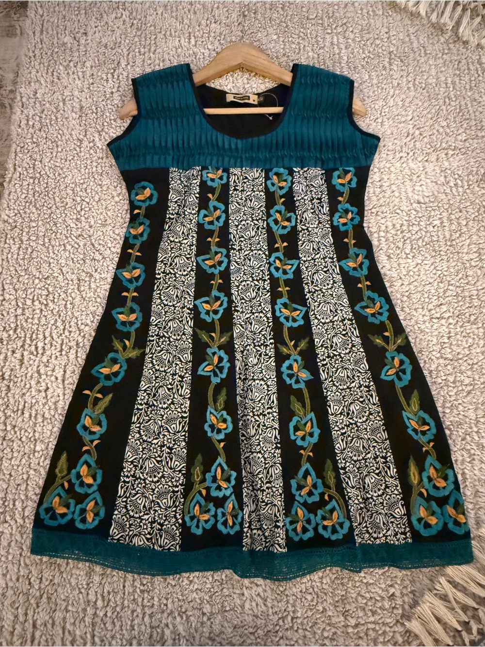 Women’s Medium Teal Black Floral Embroidered Boho Sleeveless A Line Dress